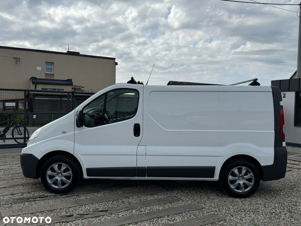 Renault Trafic - 19