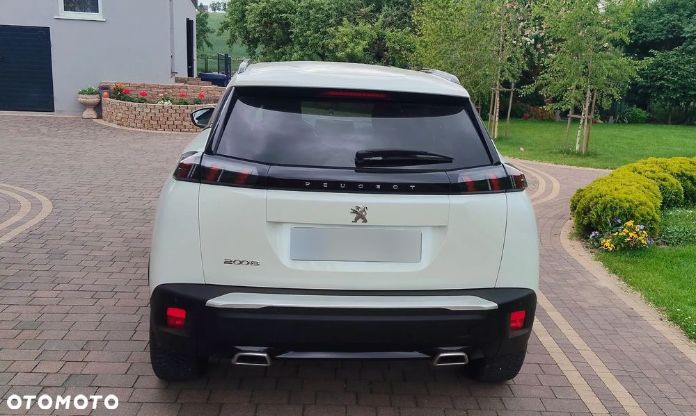 Peugeot 2008 PureTech 130 Allure S&S EAT8 - 8