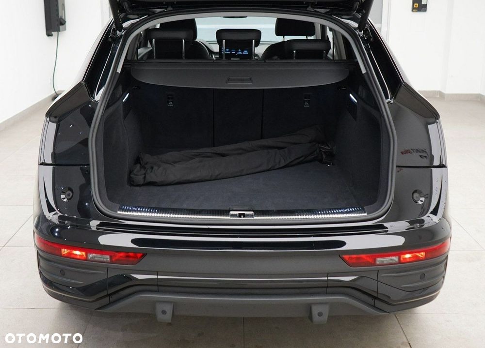 Audi Q5 Sportback - 13