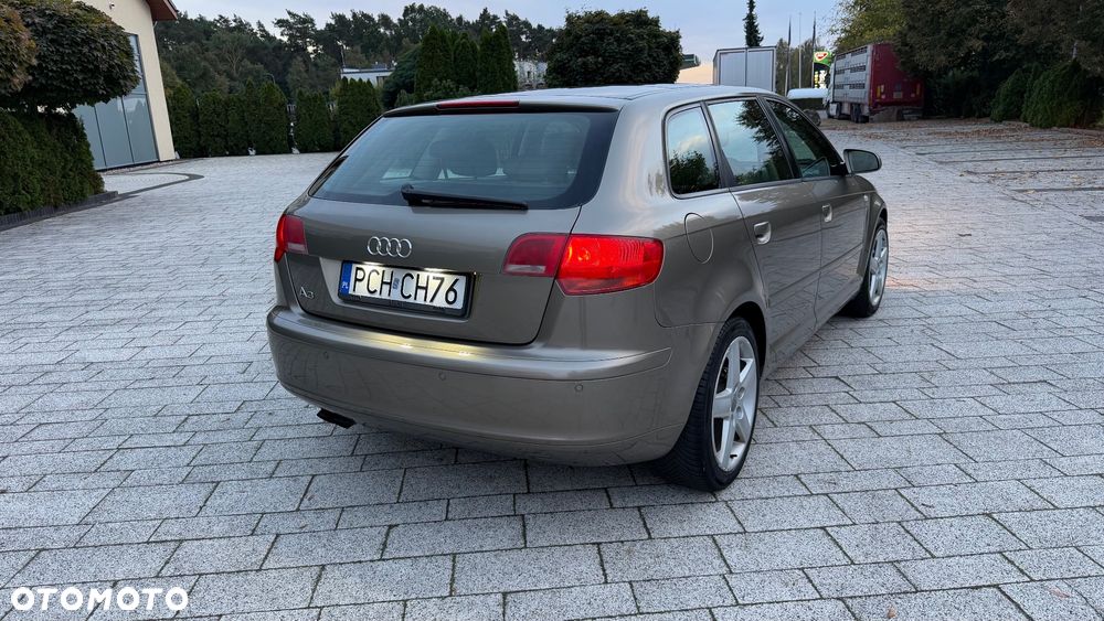 Audi A3 Sportback - 3