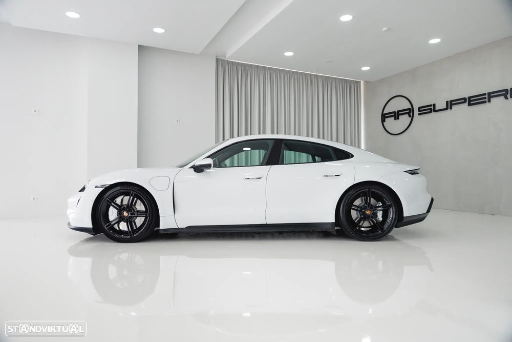 Porsche Taycan 4S Bateria Performance Plus - 11