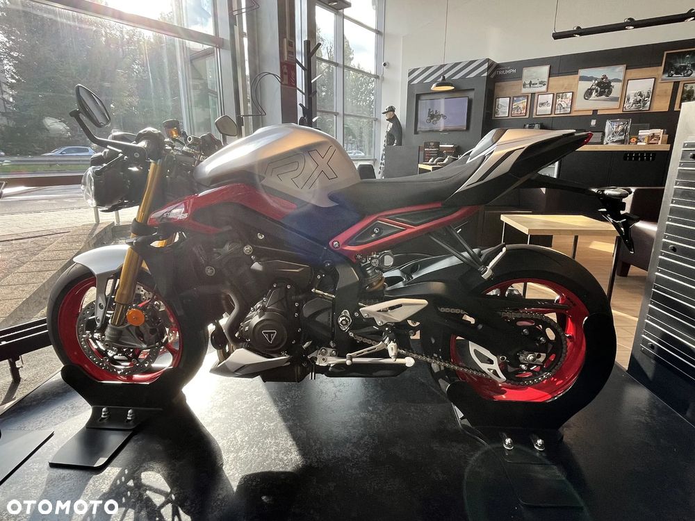 Triumph Street Triple