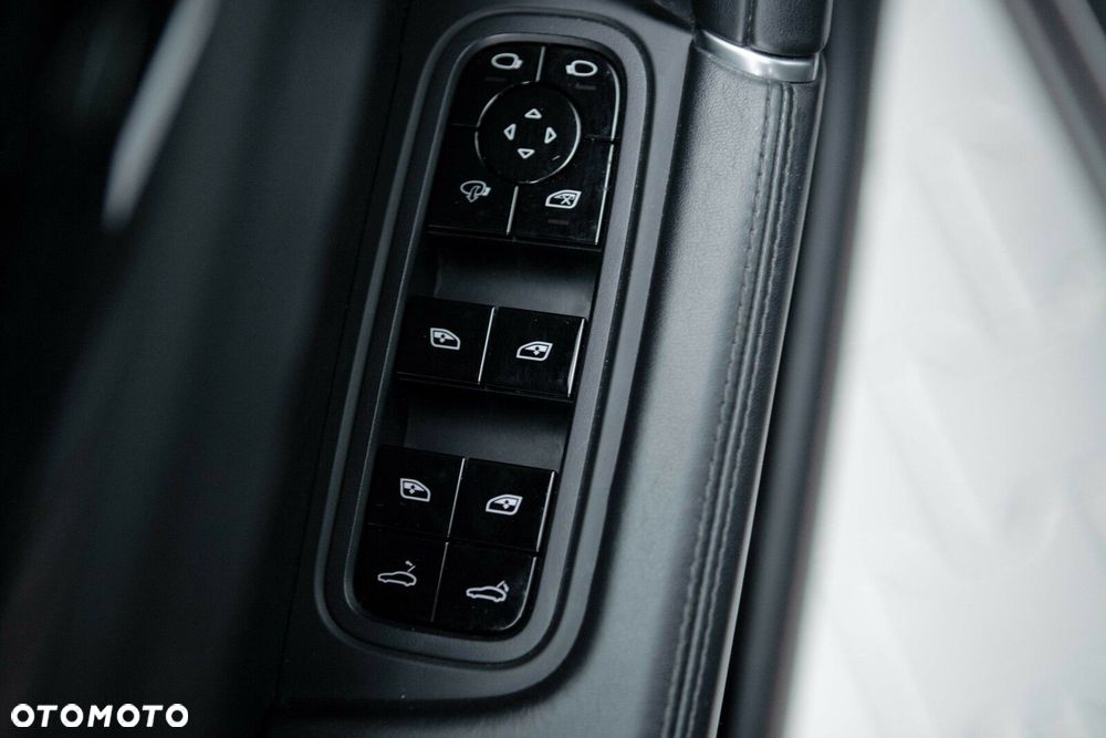 Porsche Cayenne - 20