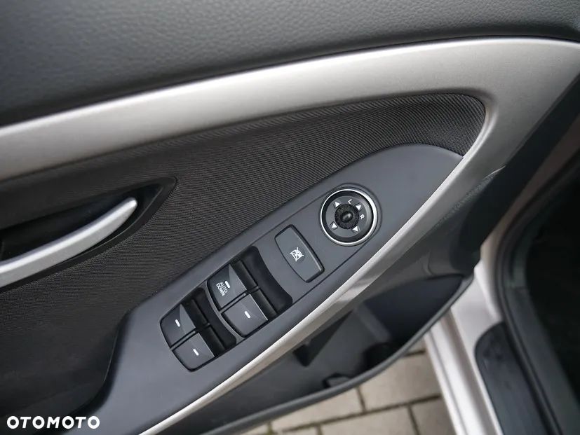 Hyundai i30 1.4 Premium - 18