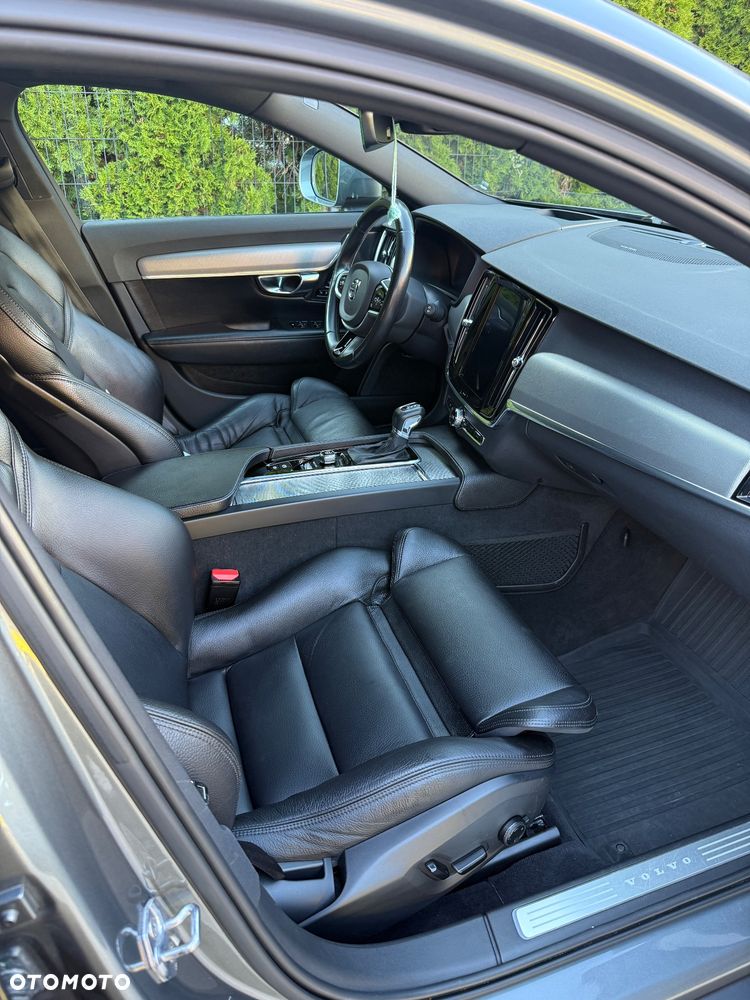 Volvo V90 D5 SCR AWD Momentum Pro - 6