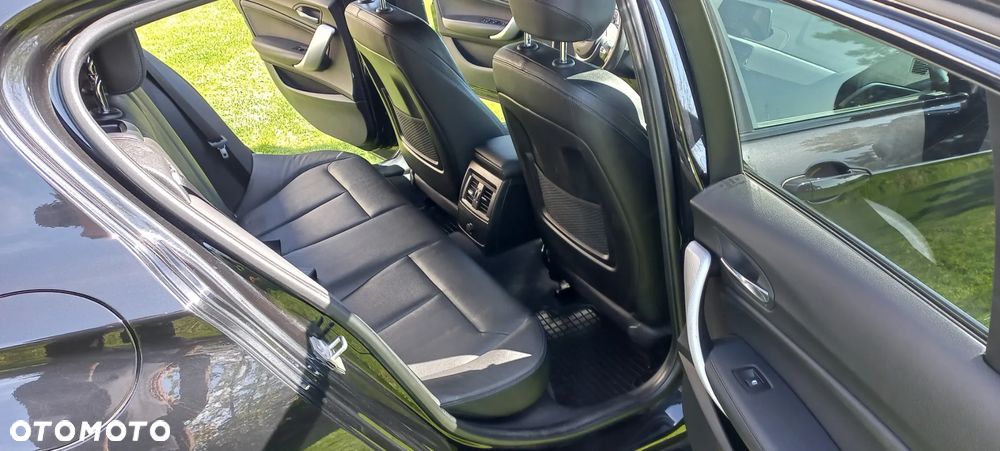 BMW Seria 1 118d M Sport - 11