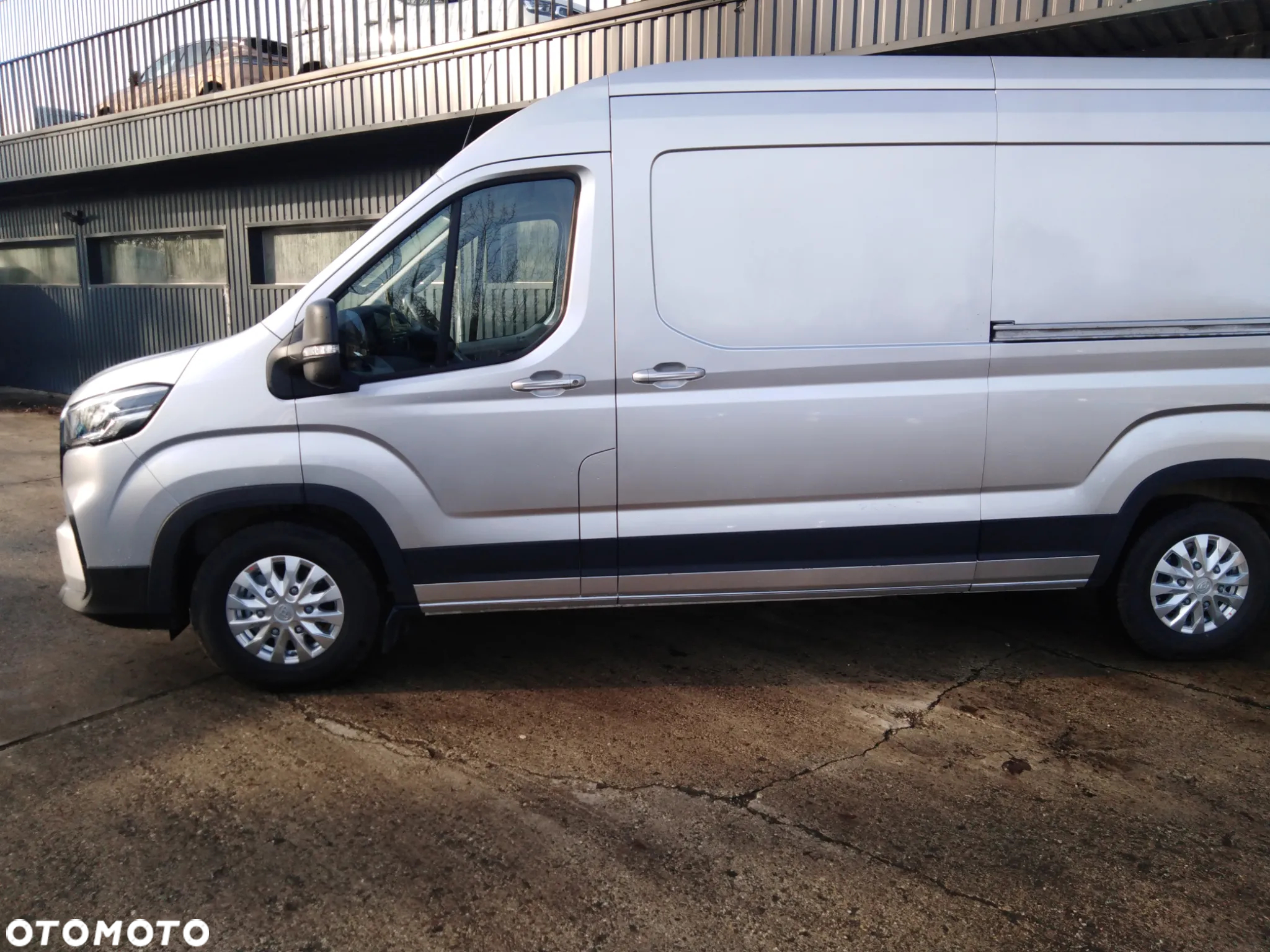 Maxus e-Delivery 9 - 6