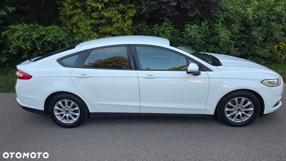 Ford Mondeo 2.0 TDCi Ambiente - 3