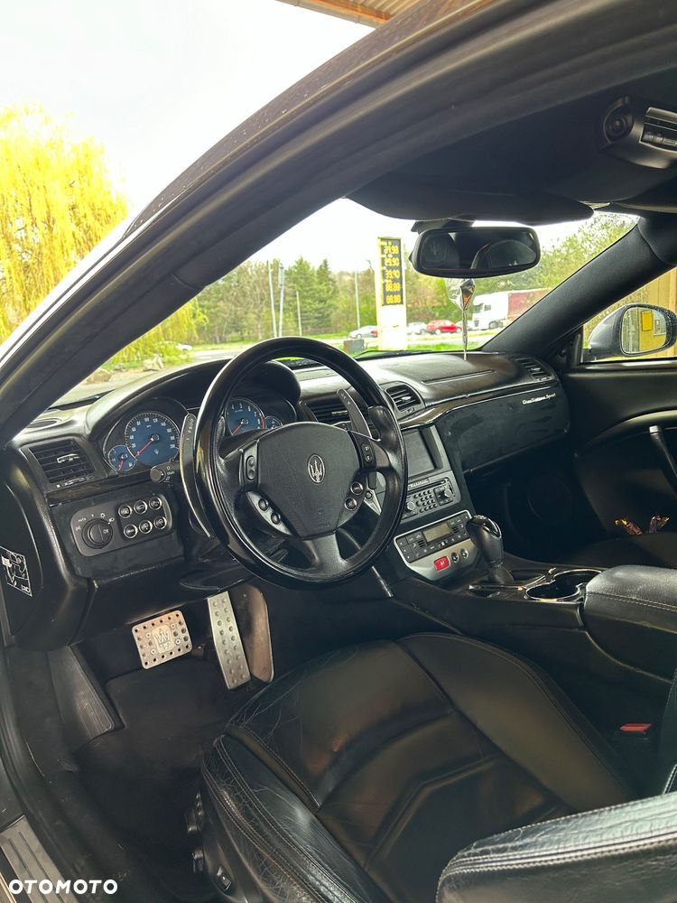 Maserati GranTurismo S Automatik - 11
