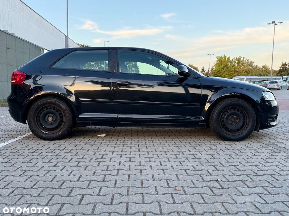 Audi A3 3-drzwiowe 2.0 TDI Attraction - 5