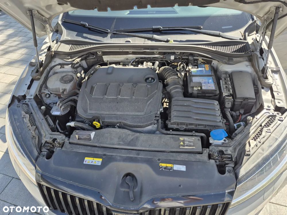 Skoda Superb 2.0 TDI SCR 4x4 Sportline DSG - 3