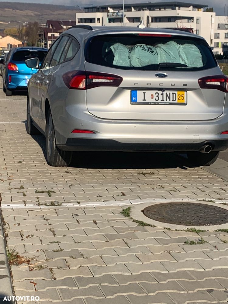 Ford Focus Turnier 1.5 EcoBlue Start-Stopp-System Aut. ST-LINE X - 2