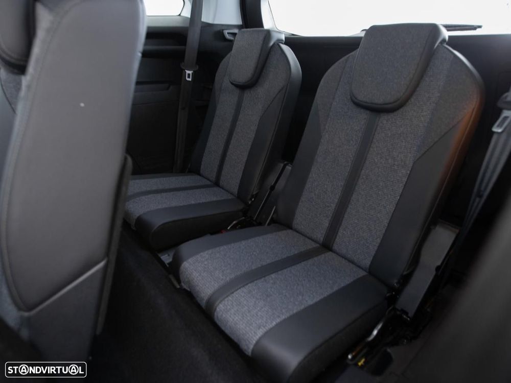 Peugeot 5008 - 12