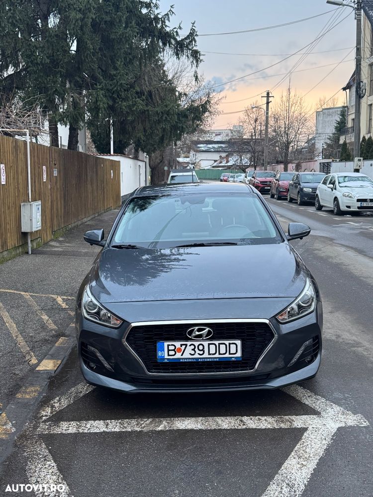 Hyundai i30 1.4 100CP 5DR M/T Comfort - 3