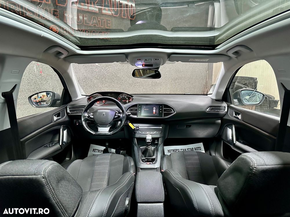 Peugeot 308 1.2 L PureTech Turbo S&S Allure - 5