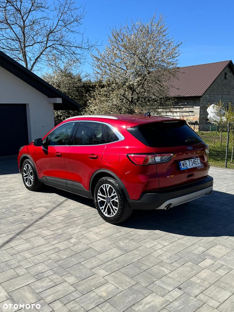 Ford Kuga - 2