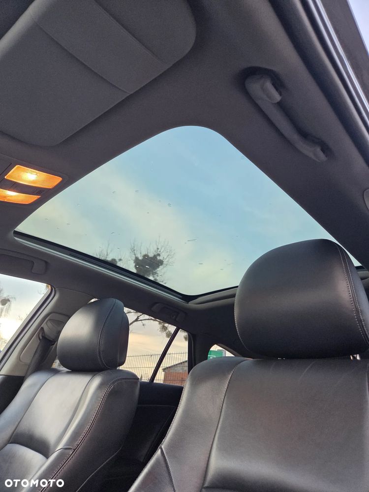 Toyota Avensis 2.2 D-4D Platinium - 14