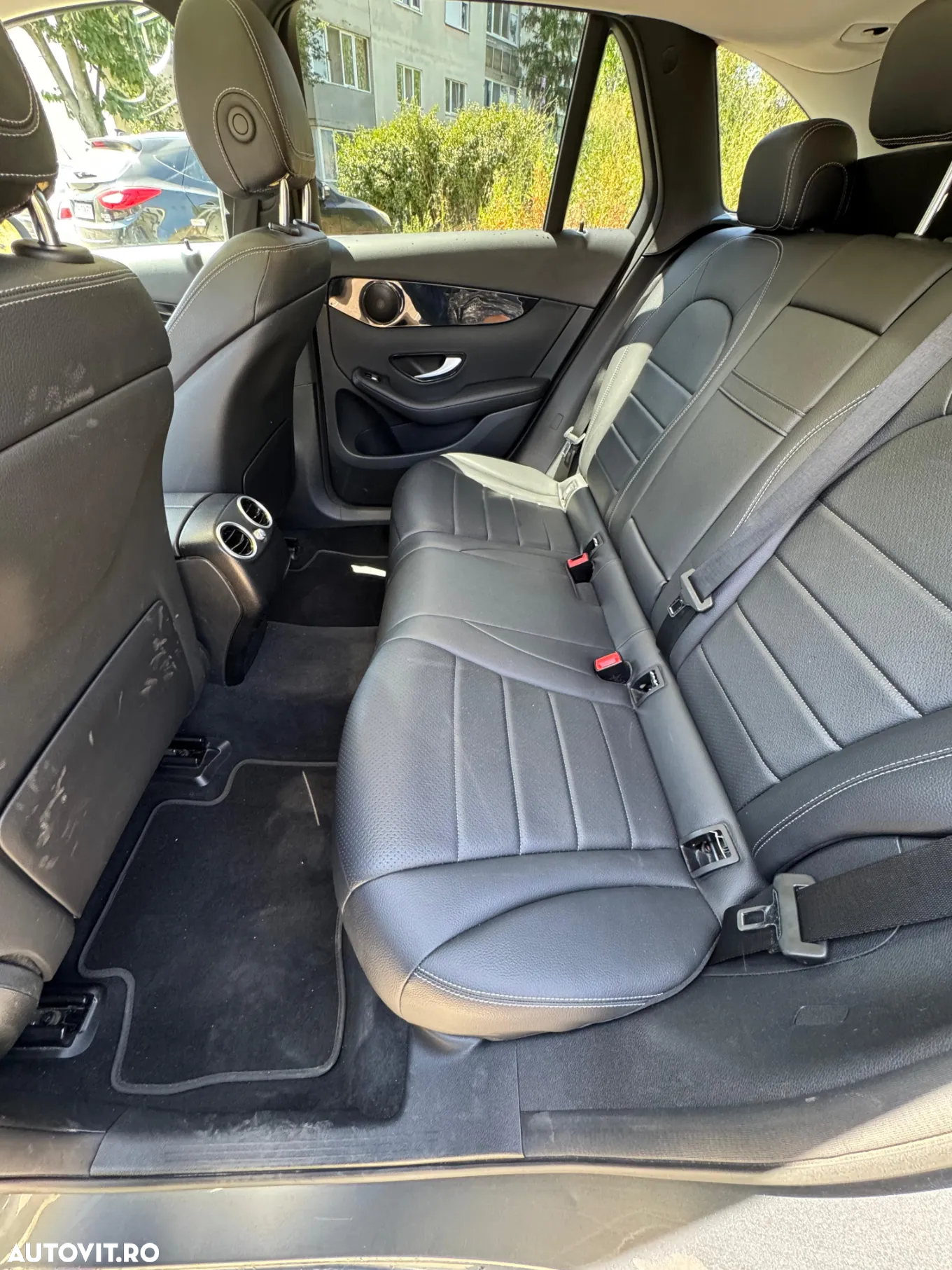 Mercedes-Benz GLC 200 4Matic 9G-TRONIC - 9