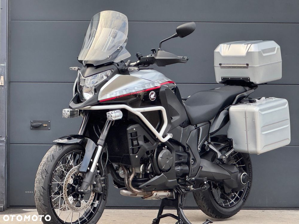 Honda VFR - 35