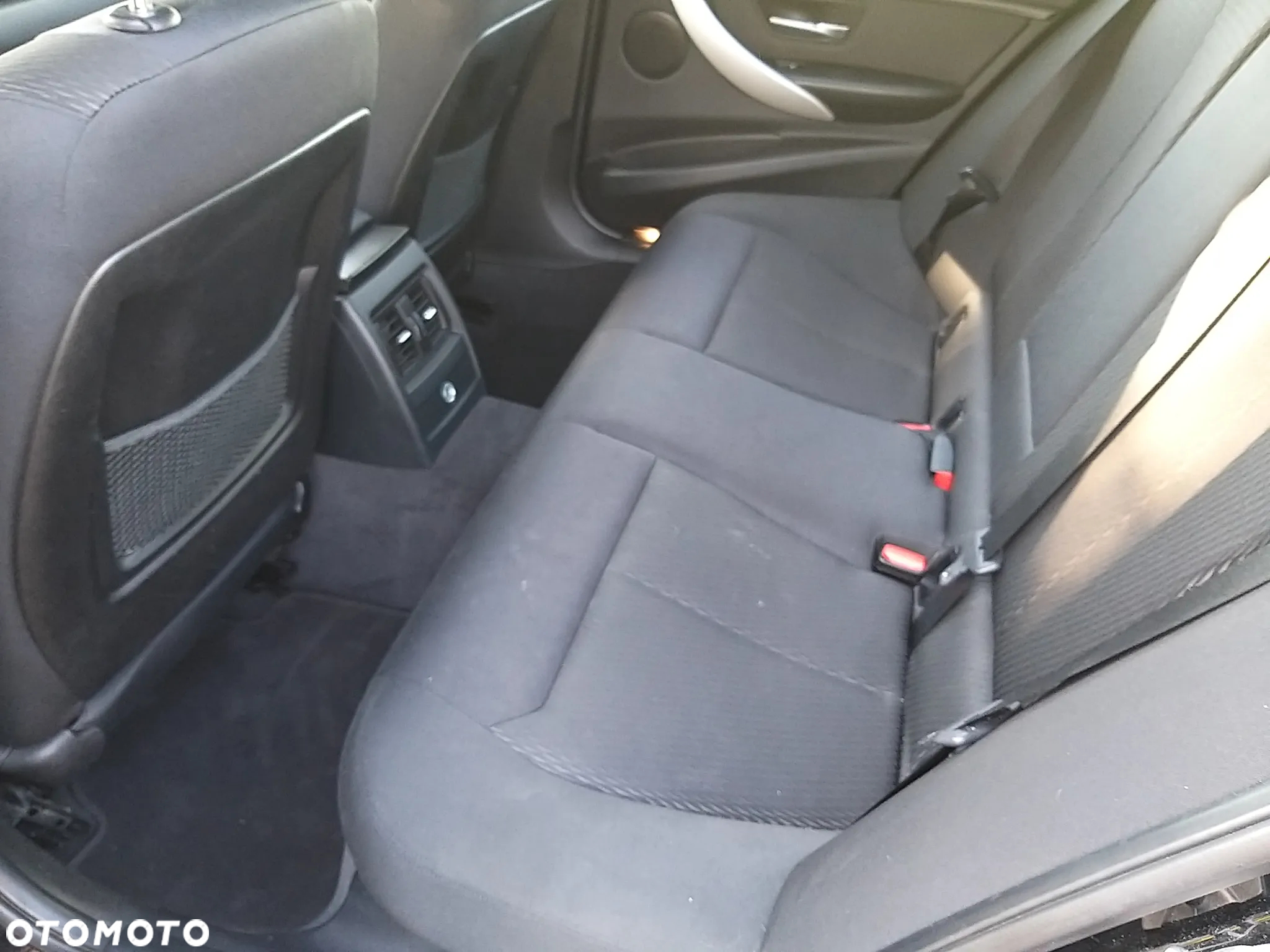 BMW Seria 3 316d Touring - 9