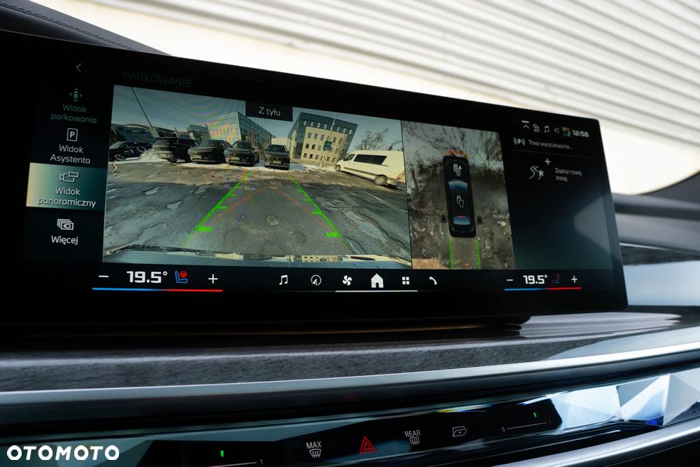 BMW i7 - 36