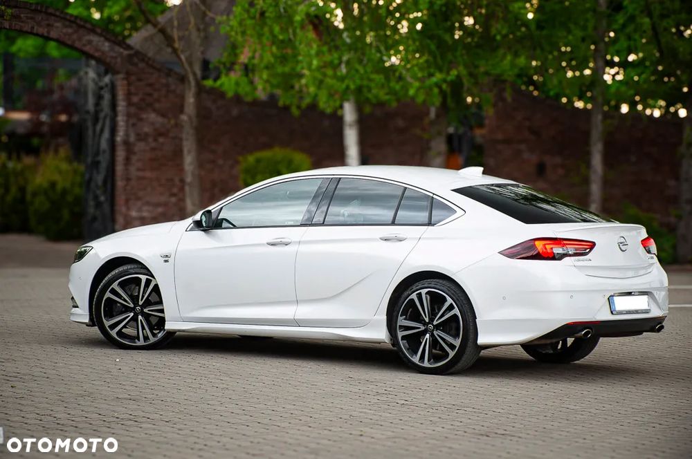 Opel Insignia 2.0 Direct Inj Trb 4x4 Business Innovation - 12