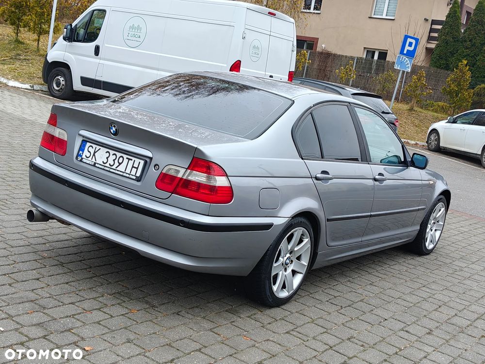 BMW Seria 3 318i - 13