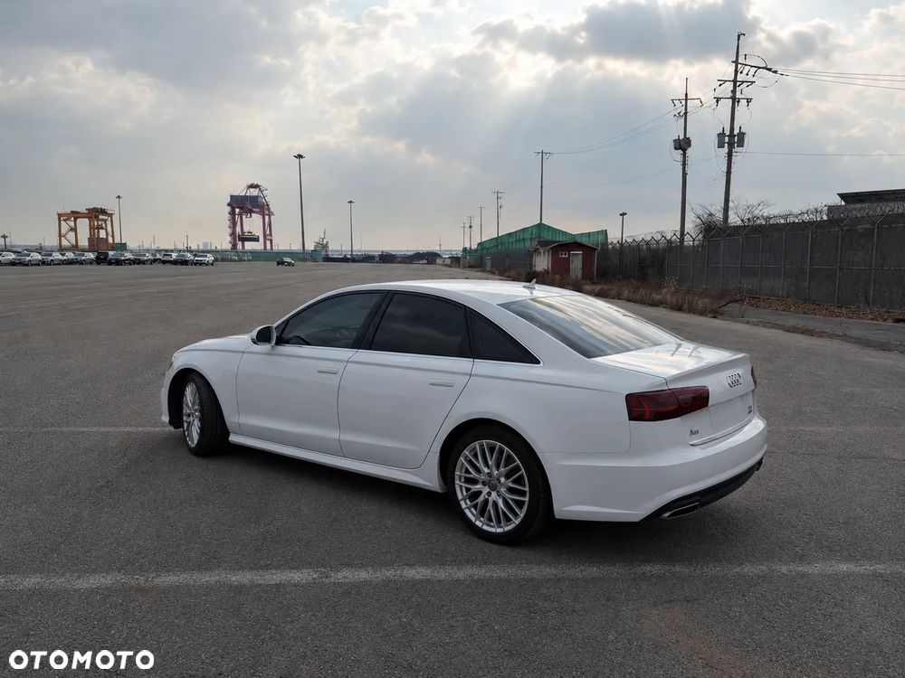 Audi A6 Limousine 2.0 TDI Ultra DPF S tronic - 8