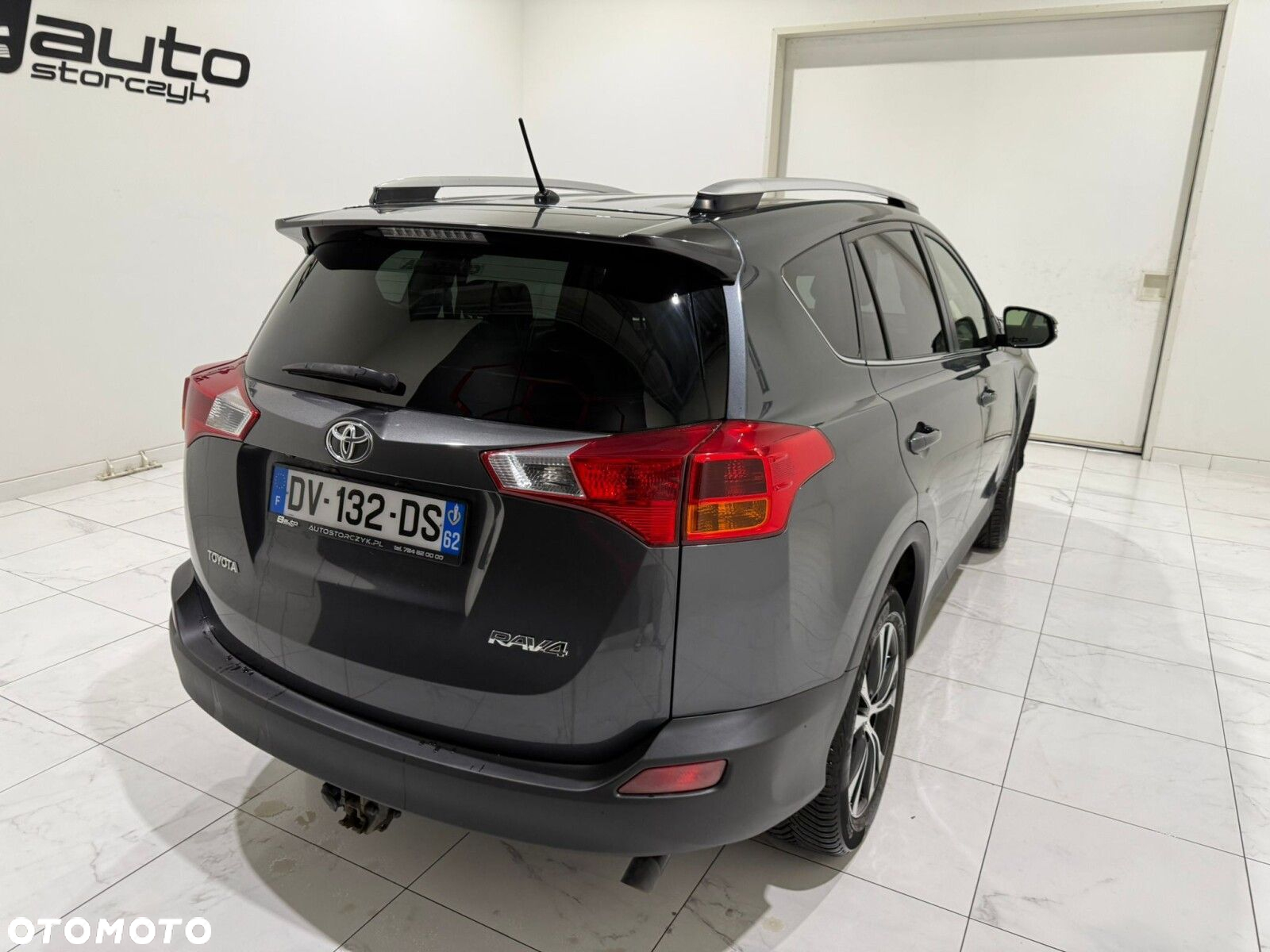 Toyota RAV4 - 12