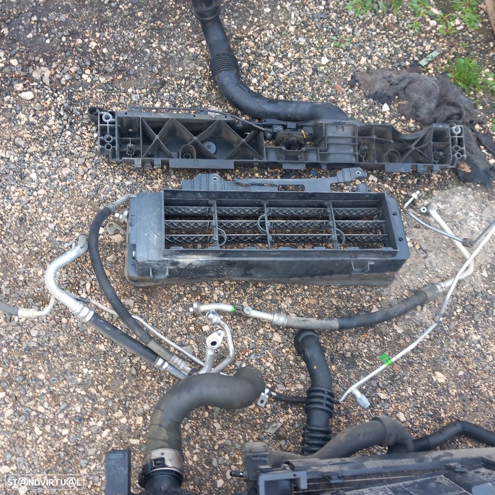 Conjunto radiadores e guardalamas renault clio 4 - 5