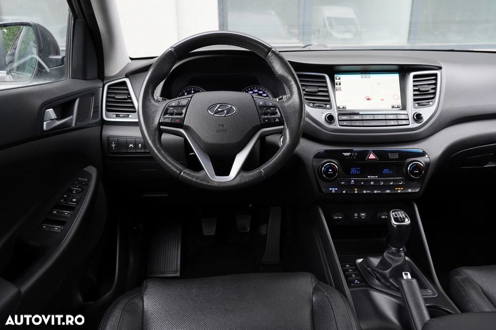 Hyundai Tucson 2.0 CRDI 4WD 6MT Premium - 11