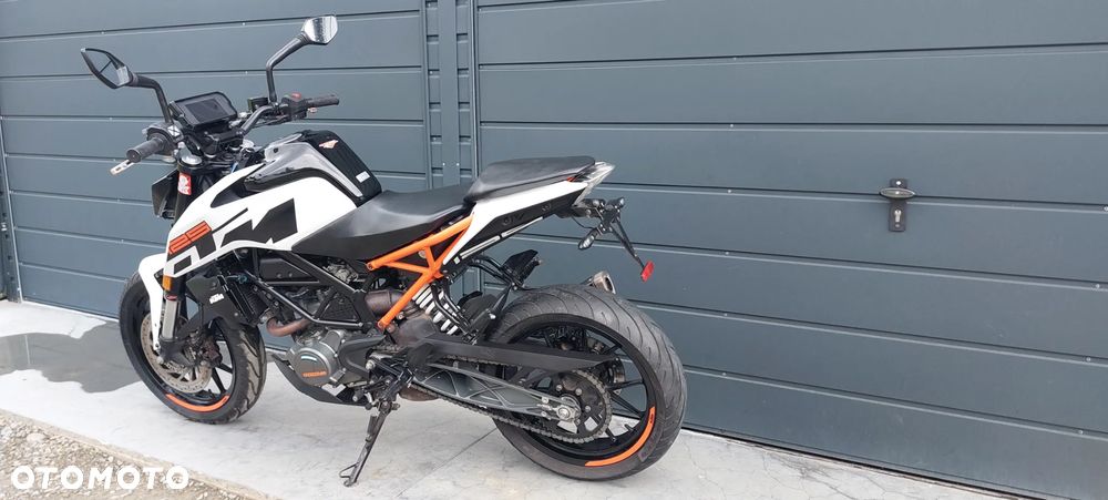 KTM Duke 125 - 39