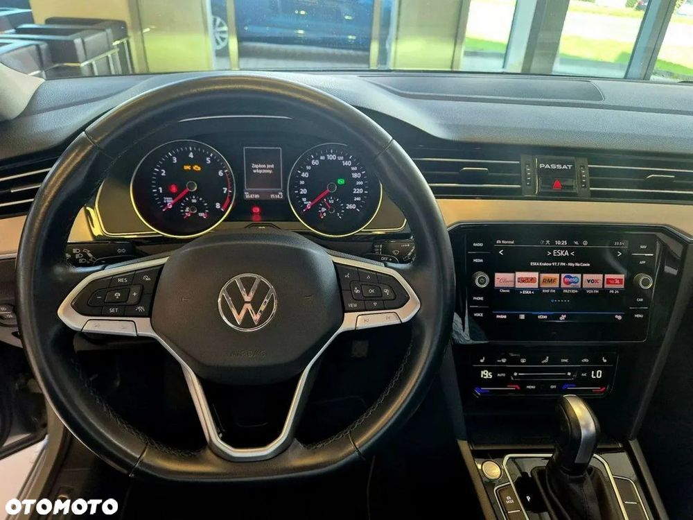 Volkswagen Passat 1.5 TSI EVO Elegance DSG - 14