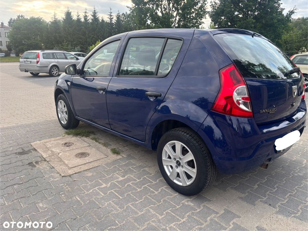 Dacia Sandero - 2