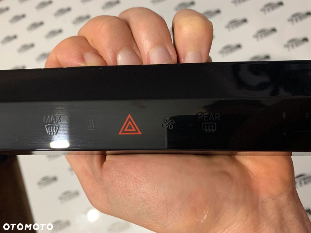 PANEL DOTYKOWY KLIMATYZACJI DESKI ROZDZIELCZEJ BMW 5 G60 G61 G68 5B4AF74 - 5