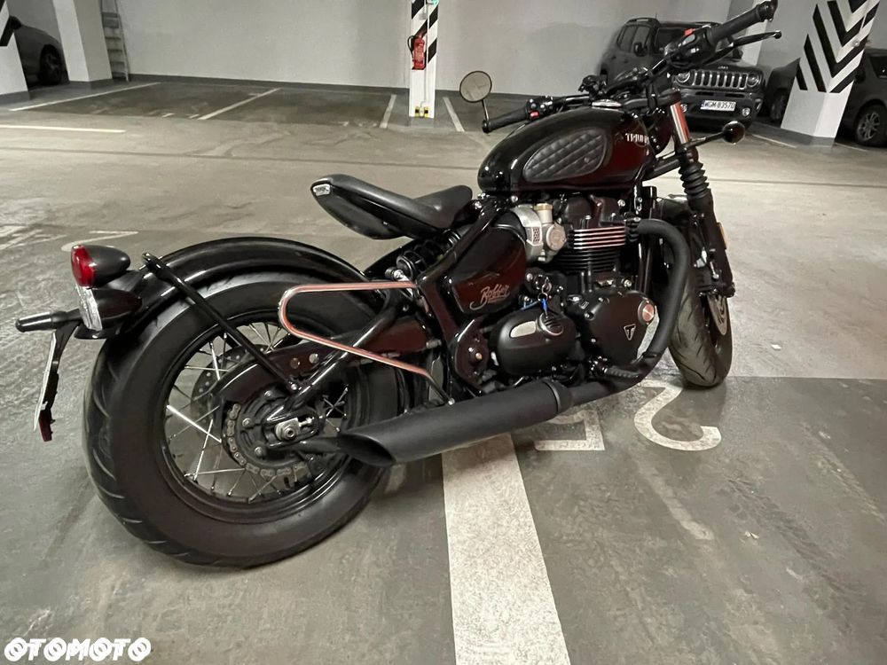 Triumph Bonneville Bobber - 5