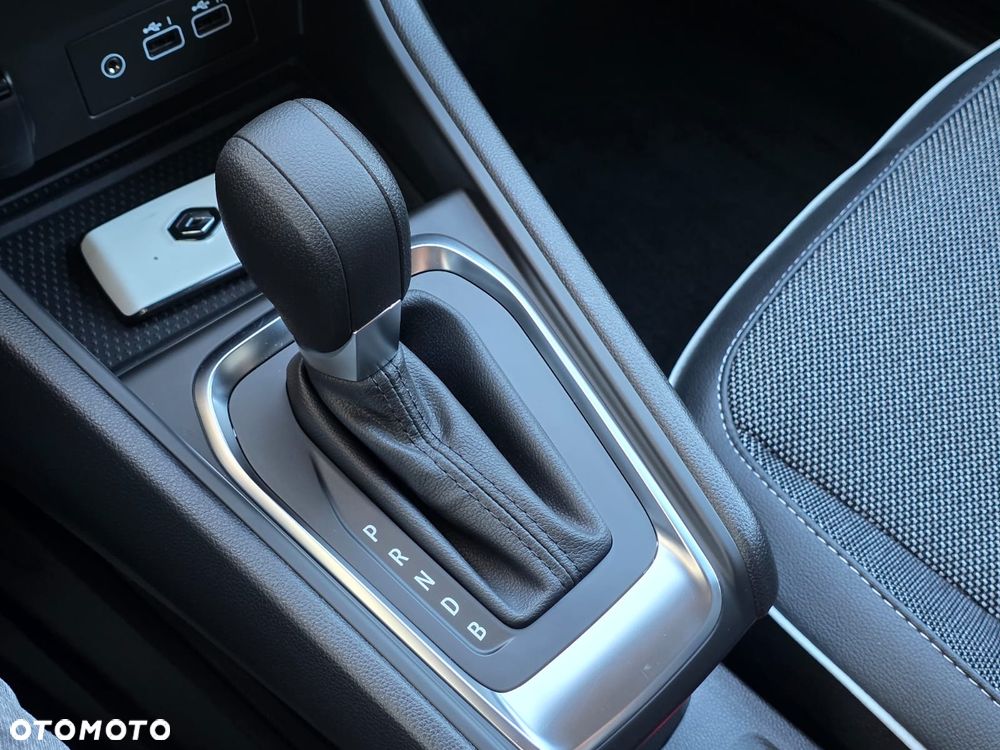 Renault Captur - 22