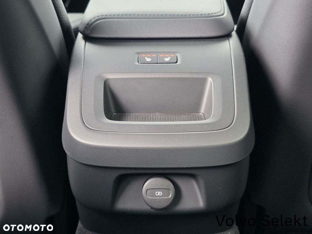 Volvo V60 Cross Country - 33