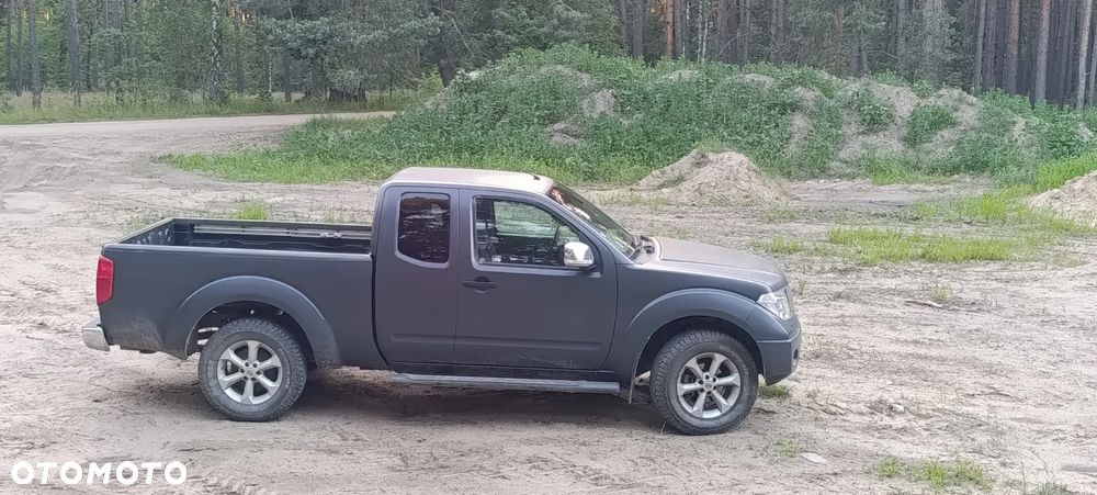 Nissan Navara - 4