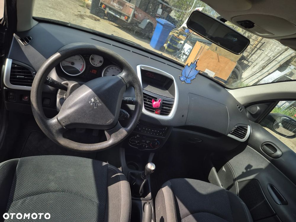 Peugeot 206 - 5