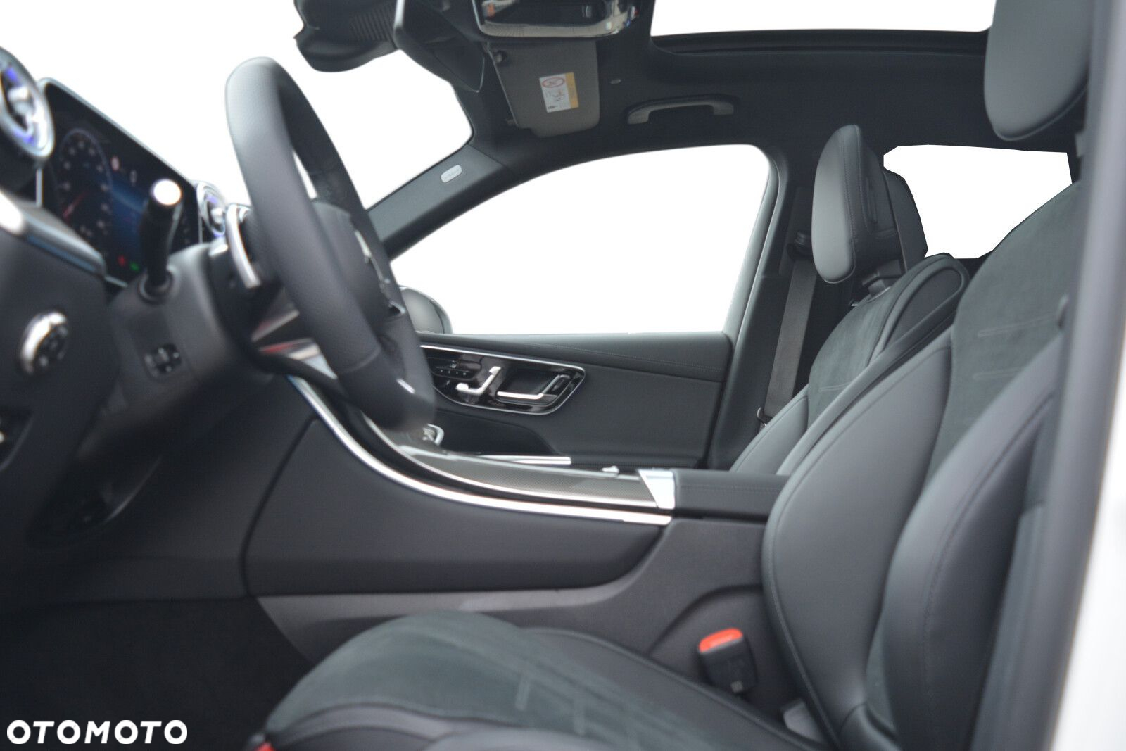 Mercedes-Benz GLC 300 e 4-Matic AMG Line - 7