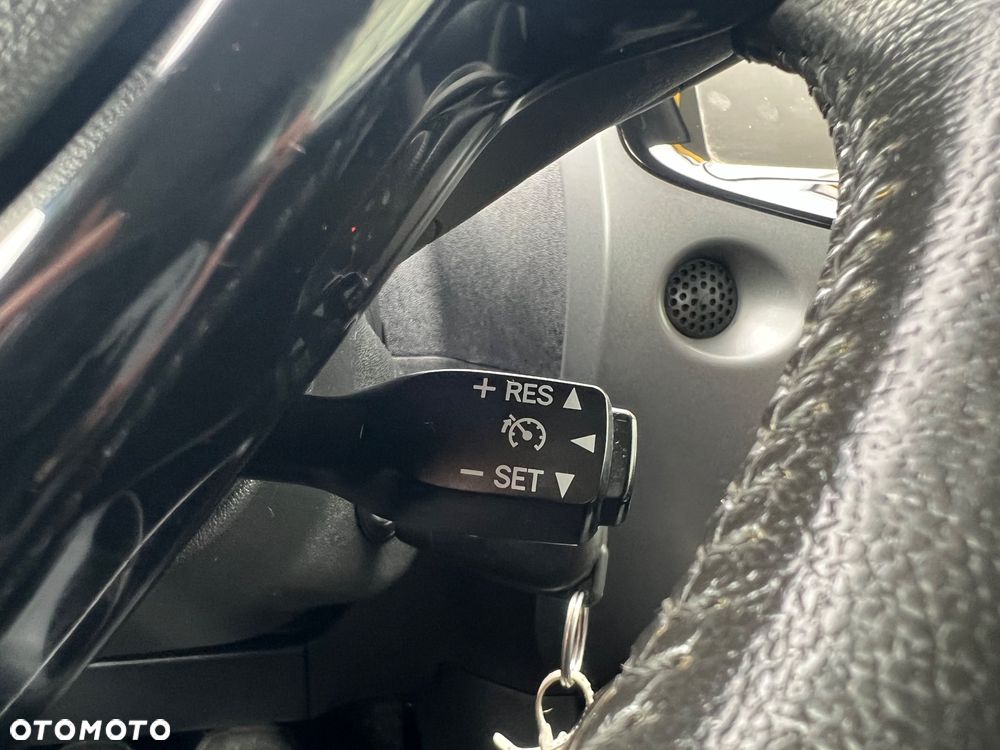 Toyota Aygo x-clusiv - 13