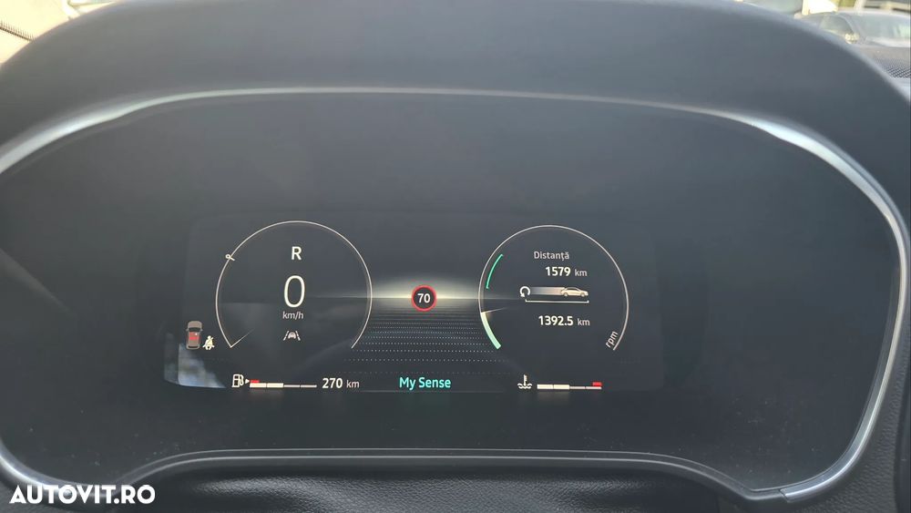 Renault Megane TCE 140 EDC Techno - 24