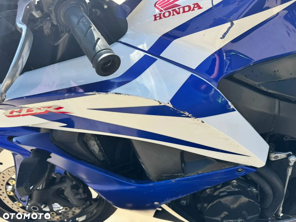 Honda CBR - 16