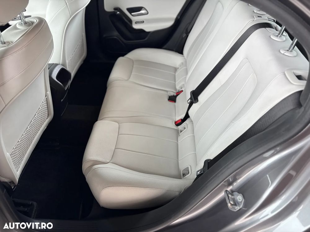 Mercedes-Benz A 180 d 7G-DCT - 33