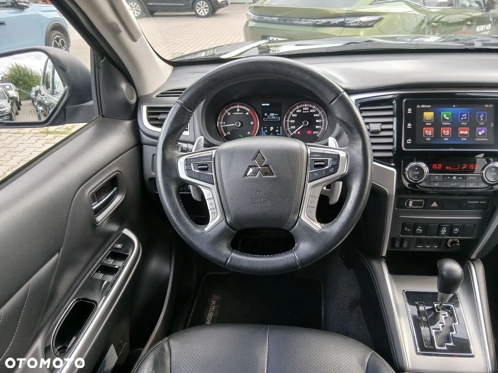 Mitsubishi L200 2.2 d DC Instyle Plus - 6
