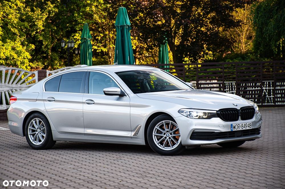 BMW Seria 5 520d Luxury Line - 10