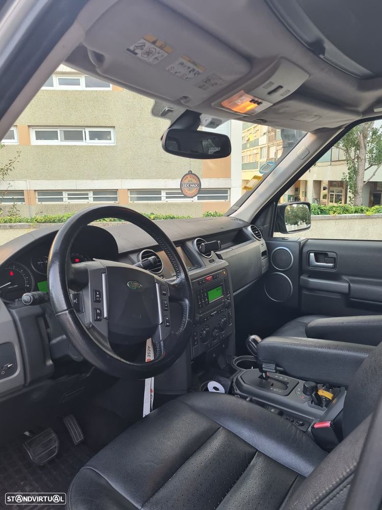 Land Rover Discovery 3 4.4 V8 HSE - 9