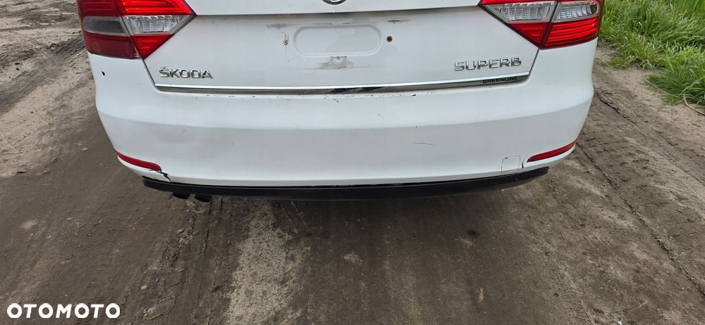 ZDERZAK TYLNY TYŁ SKODA SUPERB 2 II LIFT SEDAN LF9E 1026 - 1