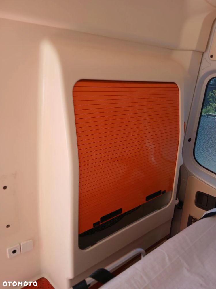 Mercedes-Benz Sprinter Karetka - 20